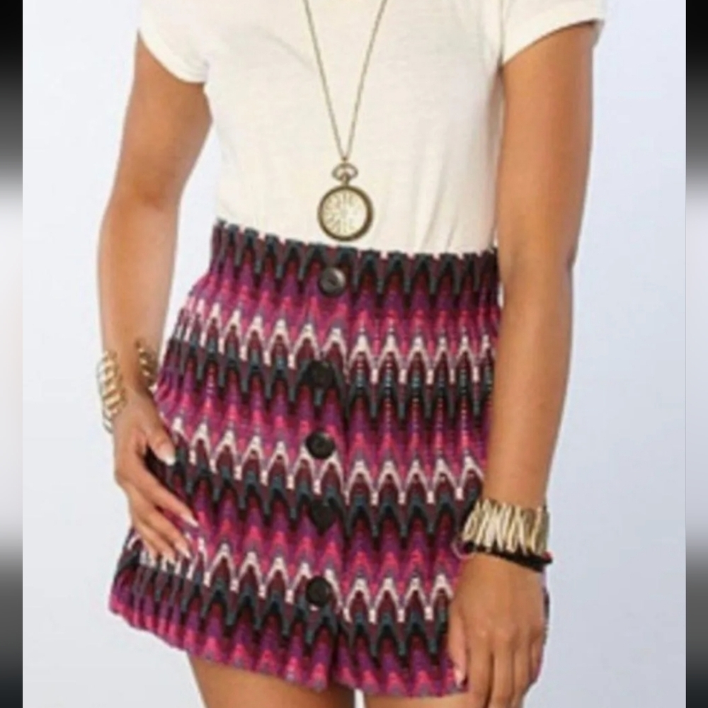 Free People, Chevron Knit Sweater Skirt, Purple/Pink/Peacock Blue/White. Size M‎ - Picture 3 of 6